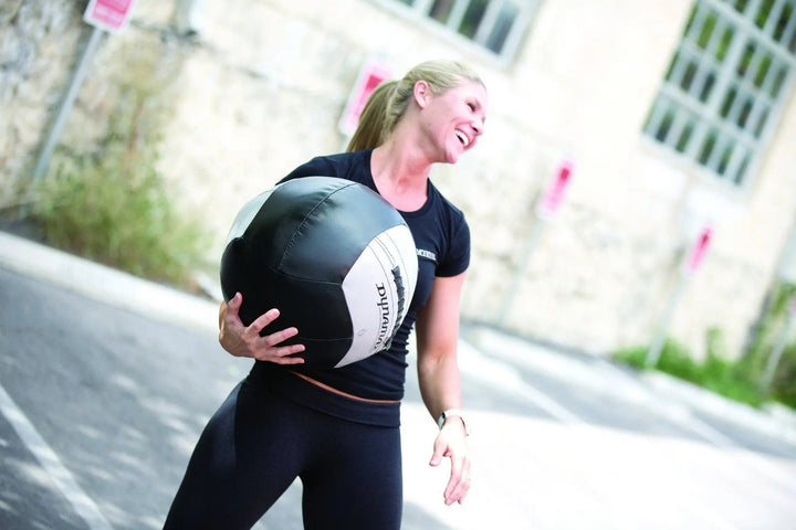 Dynamax Medicine Balls (367945265)