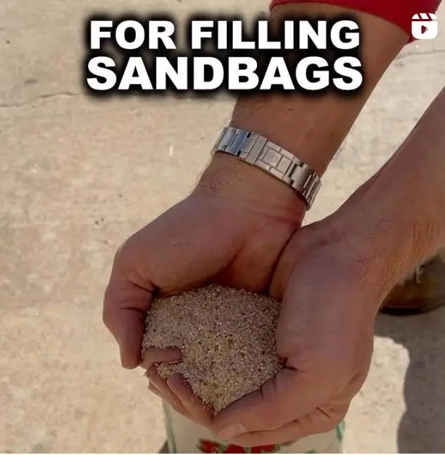 Best Sand To Use to Fill a Sandbag 🏝️ Beach Vs Play Sand Fringe