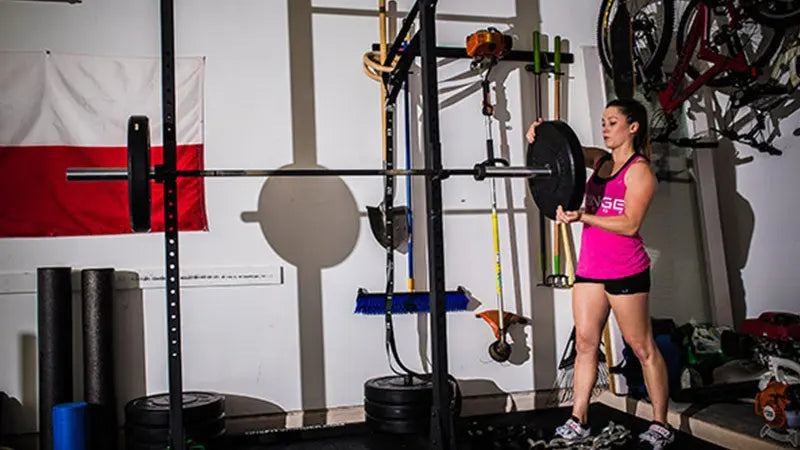 Garage-Gym-Gains-Powerlifter-Ben-Pollack-Explains-the-Benefits-of-Training-at-Home Fringe Sport