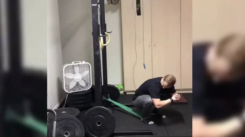 WOD-of-the-Week-5-Minute-Squat-Hold Fringe Sport