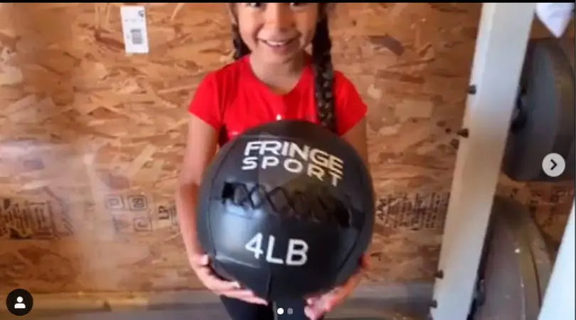 Workout-of-the-Week-3-Round-Circuit-w-the-Kiddos Fringe Sport