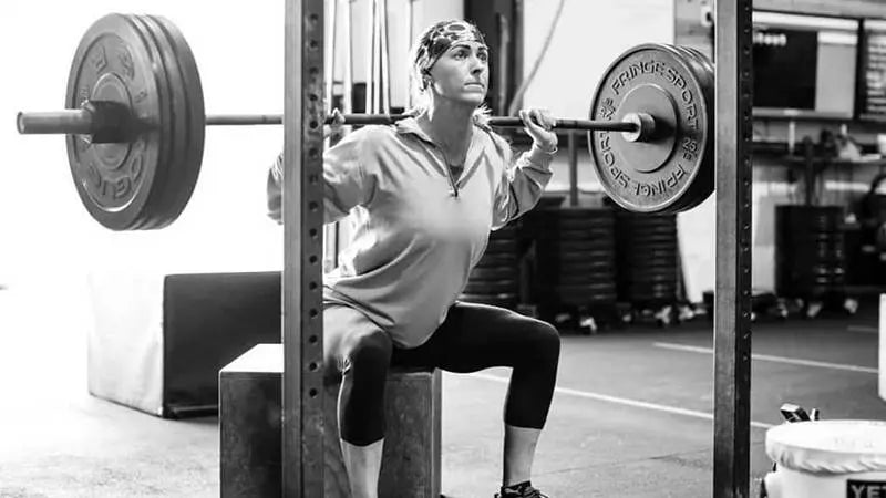 Workout-of-the-Week-Benefits-of-Box-Squats Fringe Sport