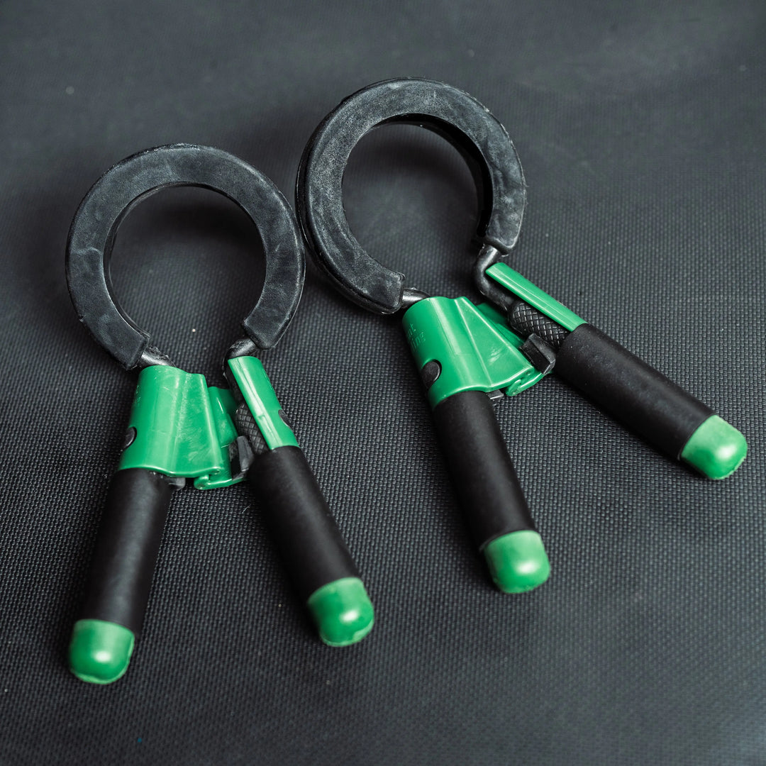 Cinch Clips: Rubber Gripped Barbell Collars Fringe Sport