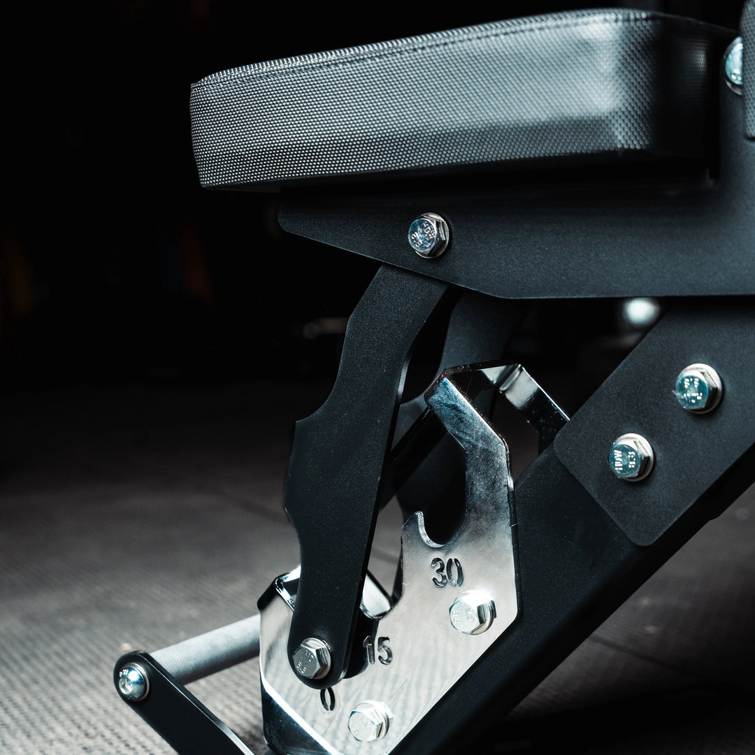 Falcon Bench Fringe Sport