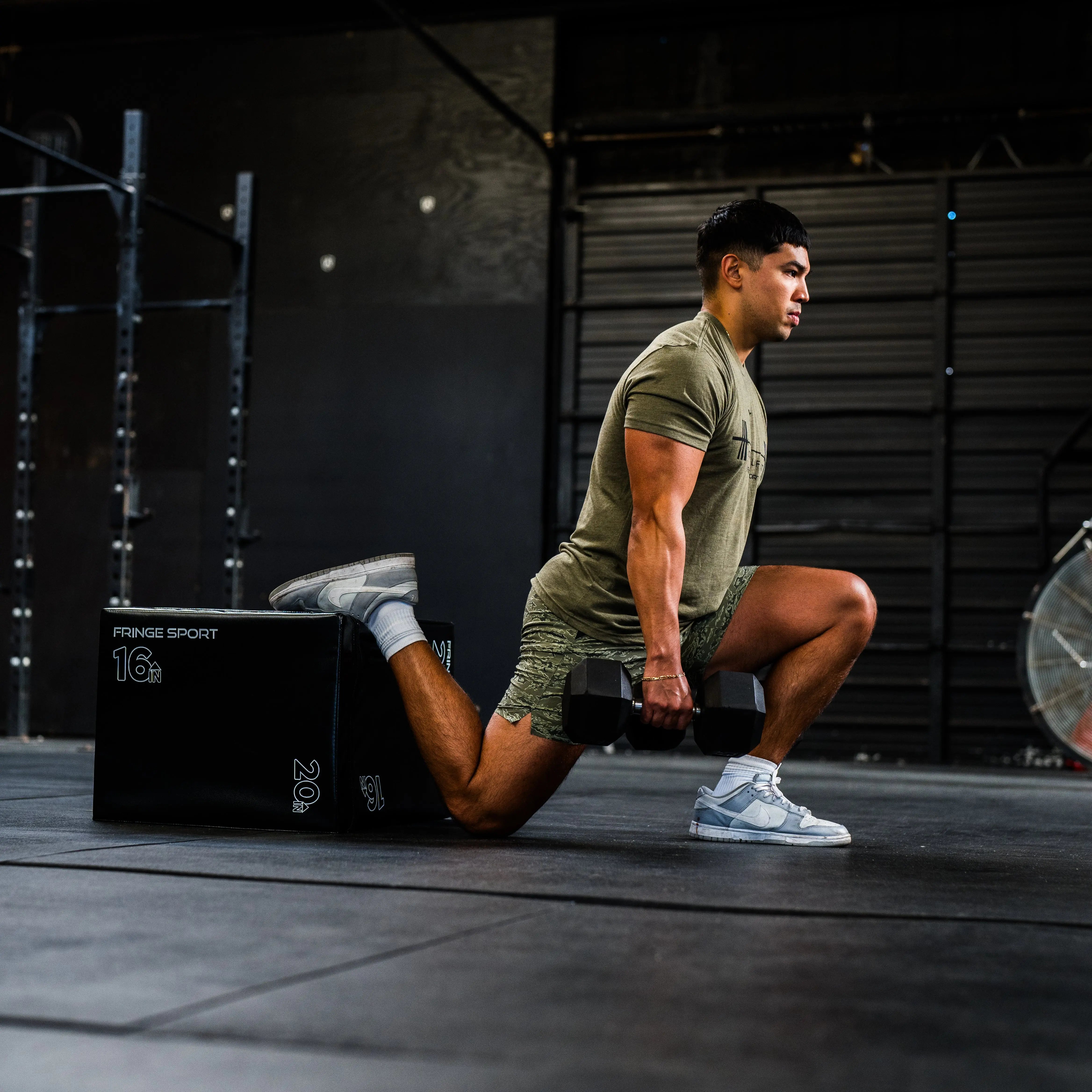 CHALLENGER ボディバッグ フレイムプリント Foam Multi-sided Plyo Box by Fringe Sport