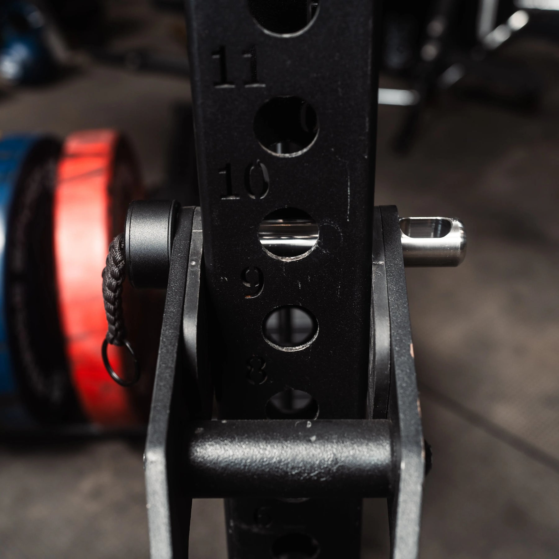 Mag Pin - Magnetic Hitch Gym Pin for Squat Racks – Fringe Sport